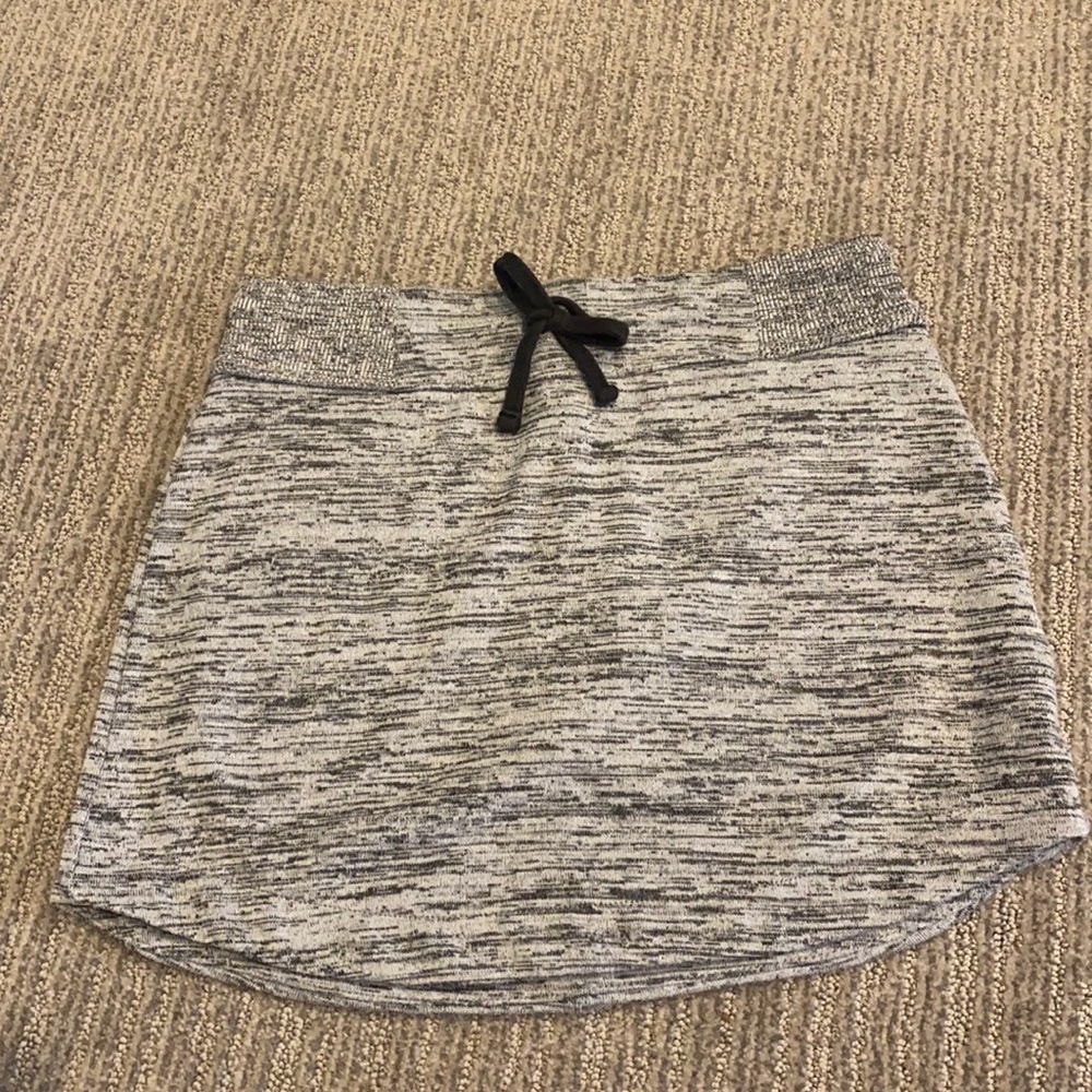 Athleta mini skirt